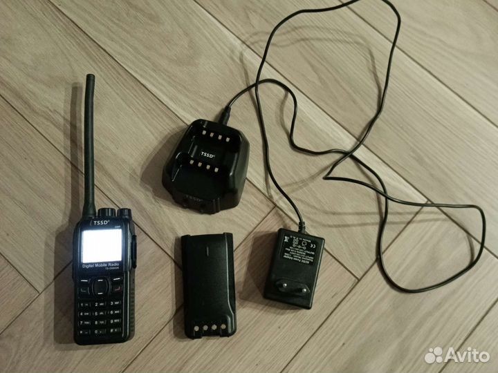 Цифровая программируемая DMR Рация tssd TS-8800R