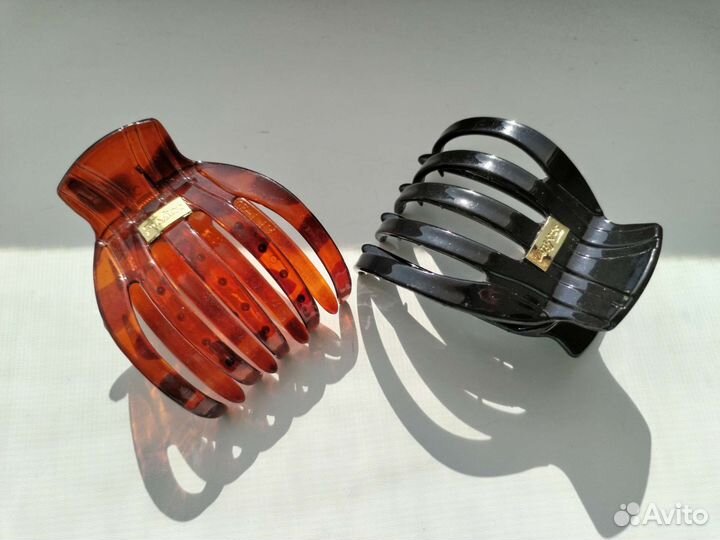 Заколки для волос