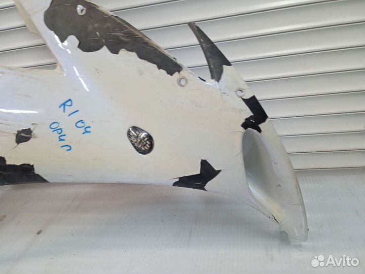 Yamaha R1 2004-2006. Пластик боковой правый