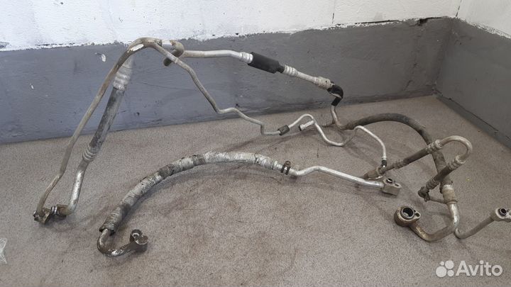 Трубки кондиционера для 1.2 BBM Skoda Fabia 2