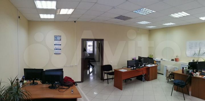 Продам офисное помещение, 327.9 м²