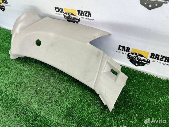 Обшивка стойки задней левой L верхняя