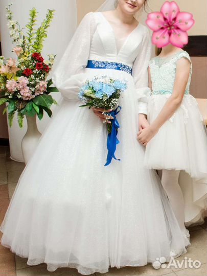 Свадебное платье