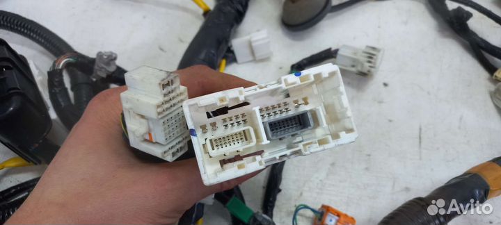 Проводка салона Mazda 6GJ PE