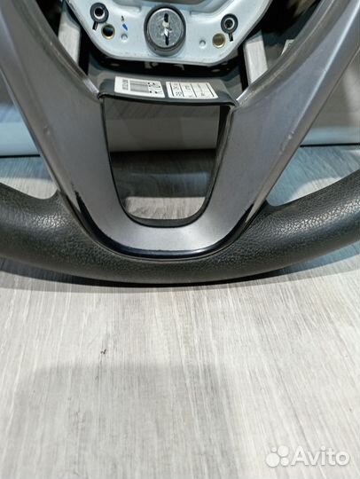 Руль Рулевое колесо Hyundai solaris Лев