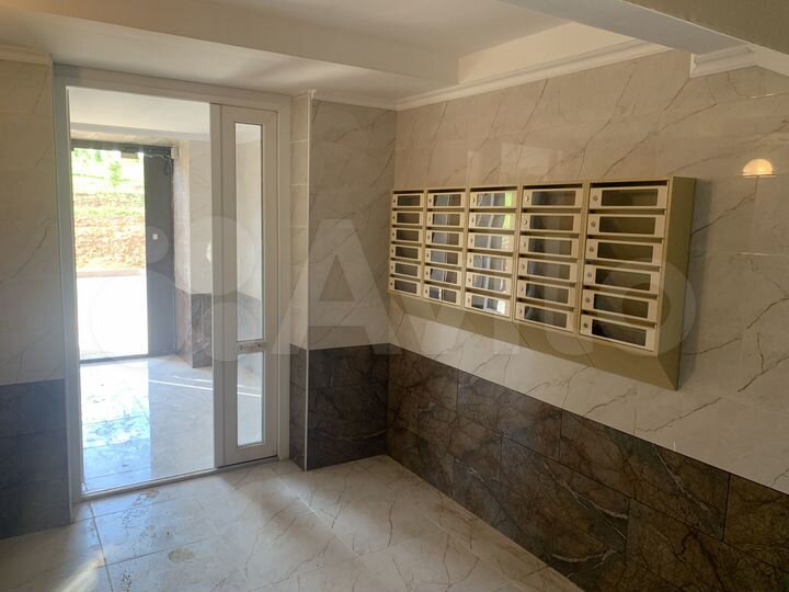 2-к. квартира, 52 м², 3/3 эт.