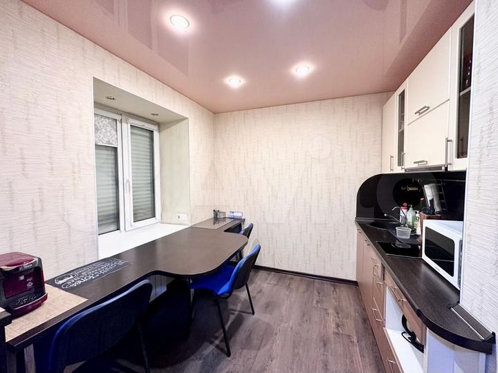 2-к. квартира, 50 м², 1/2 эт.