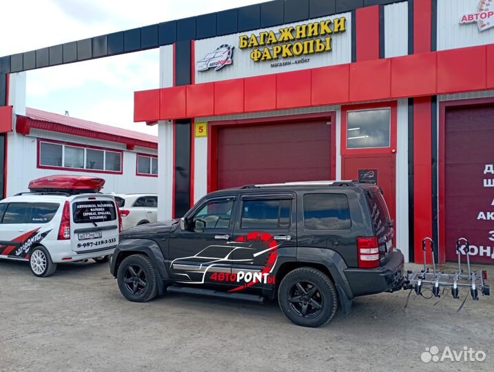 Велоплатформа на фаркоп для 4 велосипедов откидная