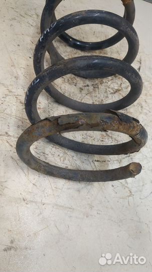 Пружина подвески задняя Toyota RAV 4