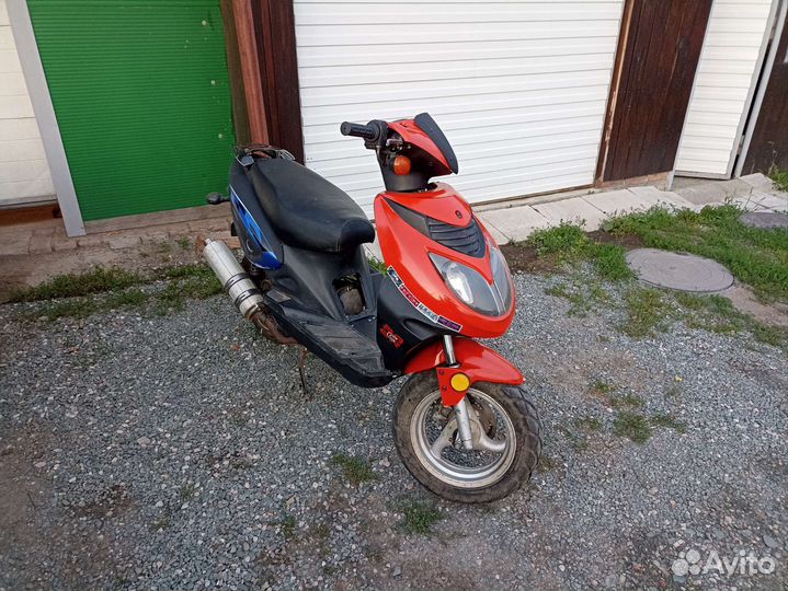 Скутер Racer 150cc