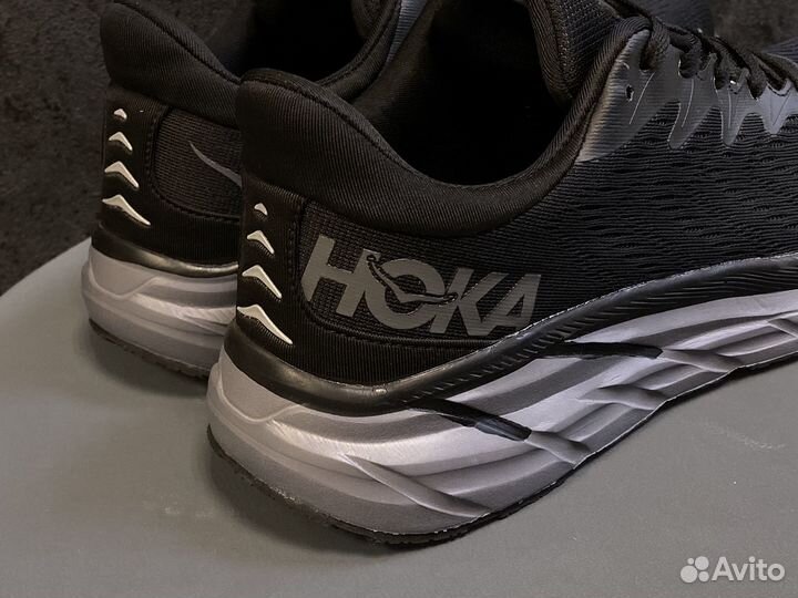 Кроссовки мужские спортивные Hoka