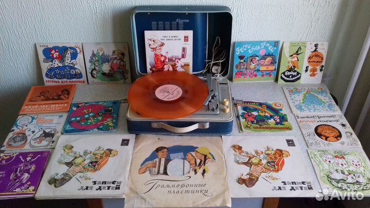 Абсолютно рабочий ламповый электрофон