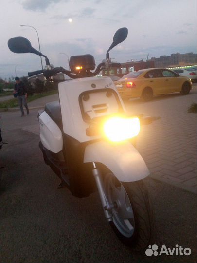 Скутер,мопед