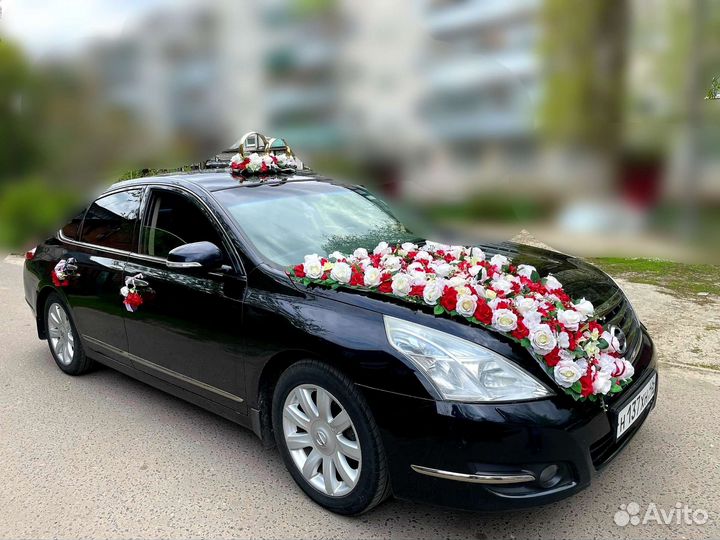 Свадебные украшения на машину