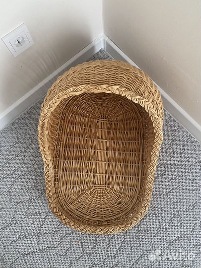 Лежанка плетеная для кошек