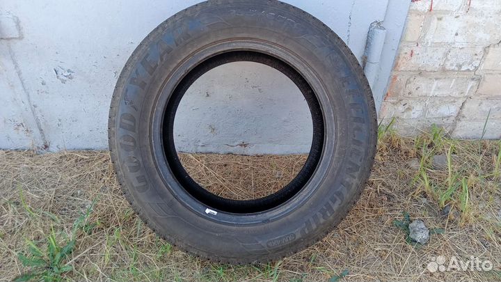 Goodyear EfficientGrip SUV 4x4 235/65 R17