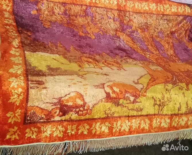 Плюшевый ковер с оленями, скатерть СССР