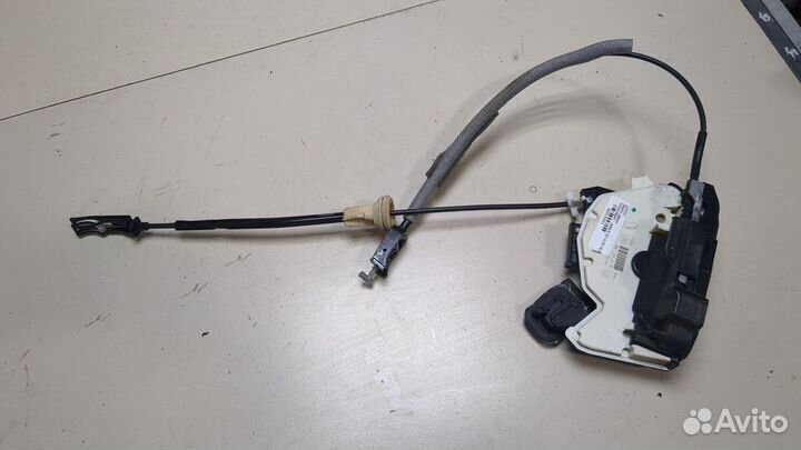 Замок двери Volkswagen Jetta 6, 2015