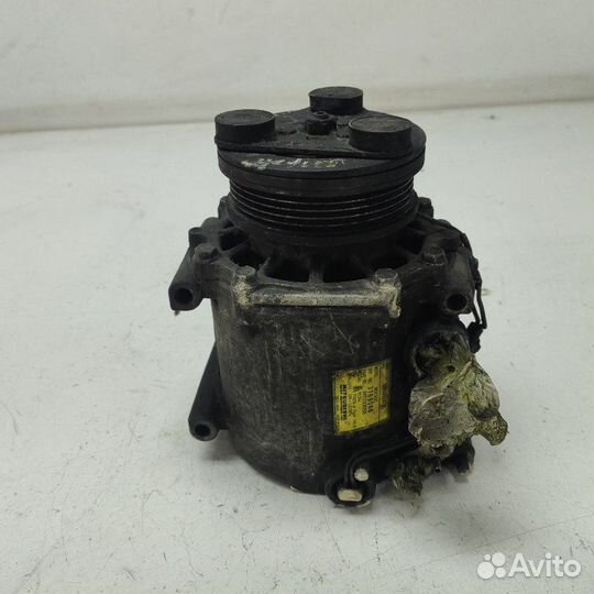 Компрессор кондиционера Mitsubishi Lancer Cedia