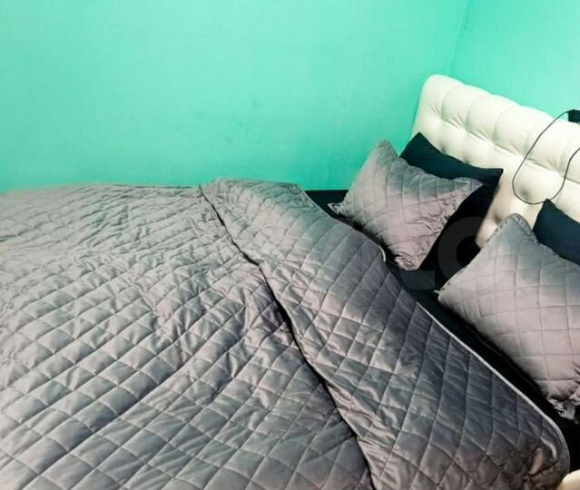 Комната 16 м² в 3-к., 18/33 эт.