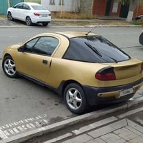 Opel Tigra 1.4 AT, 1995, битый, 270 000 км, с пробегом, цена 260 000 руб.