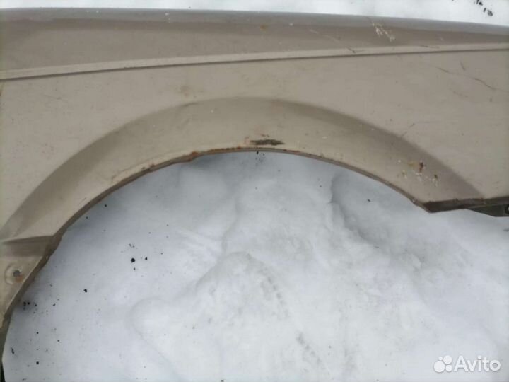 Крыло переднее правое пассат б3