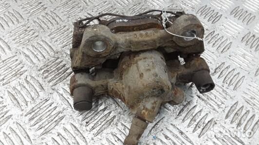 Суппорт тормозной задний правый mercedes benz C-cl