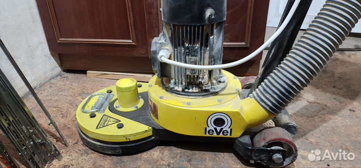 Шлифовальная машина для паркета продам