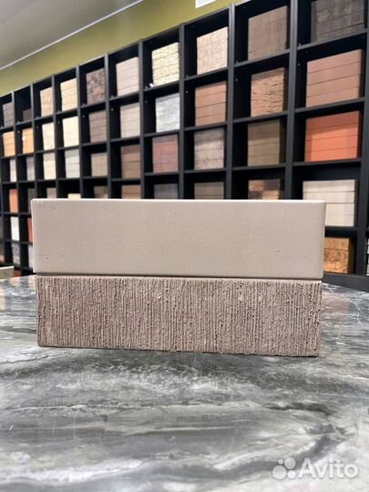 Кирпич лицевой керамический Железногорский серый