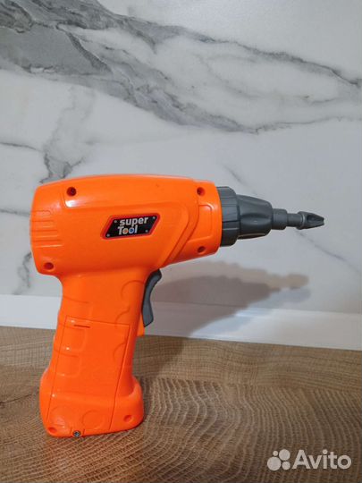 Шуруповерт игрушечный