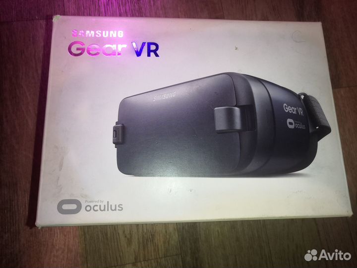 Очки виртуальной реальности Samsung Gear VR