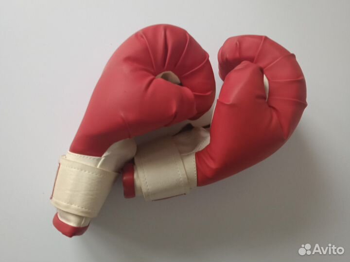 Боксерские перчатки размер М