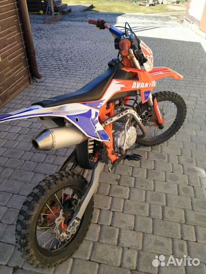 Продам питбайк Avantis Lux 150cc,17/14