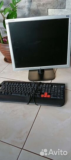 Монитор,клавиатура