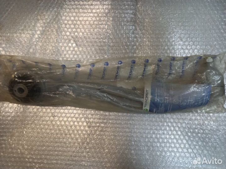 Рычаг нижний передний левый Mercedes-Benz