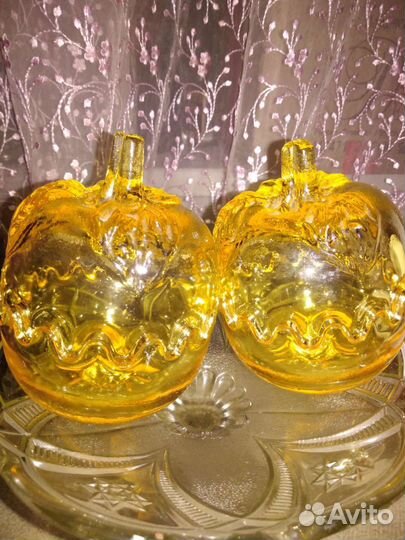 Лимонница Яблоко цветное стекло