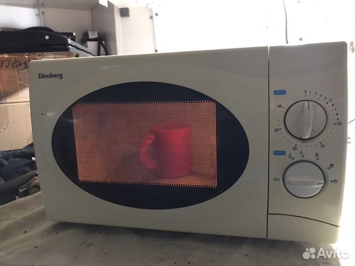 Микроволновая печь Elenberg