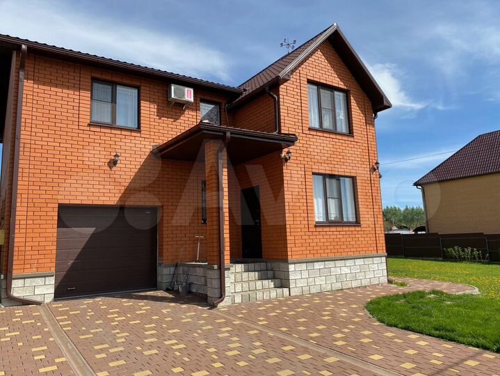 Дом 190 м² на участке 15 сот.