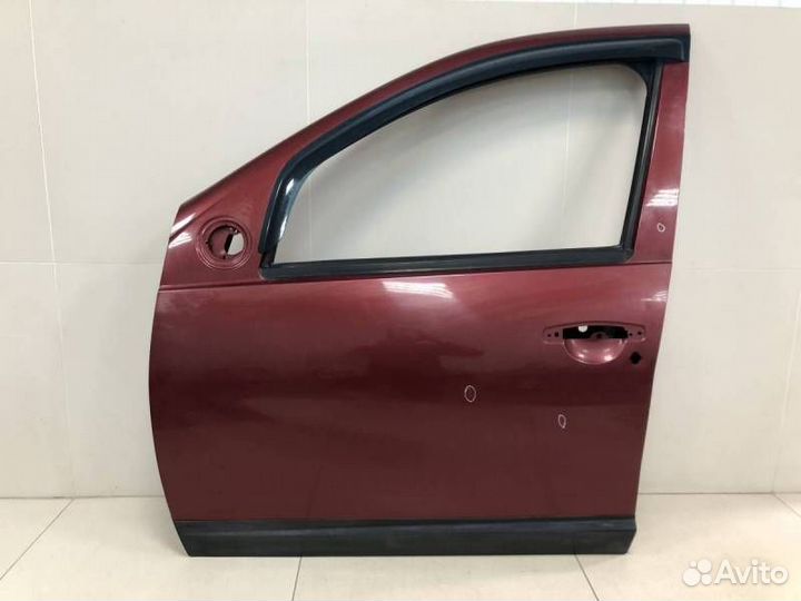 Дверь передняя левая Renault Duster 2012