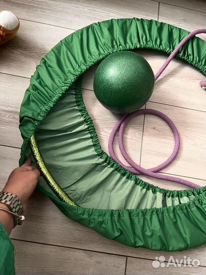 Обруч, мяч и скакалка гимнастические