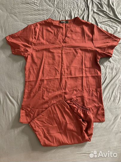 Хирургический костюм