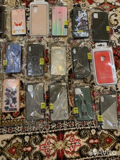 Чехлы на телефон