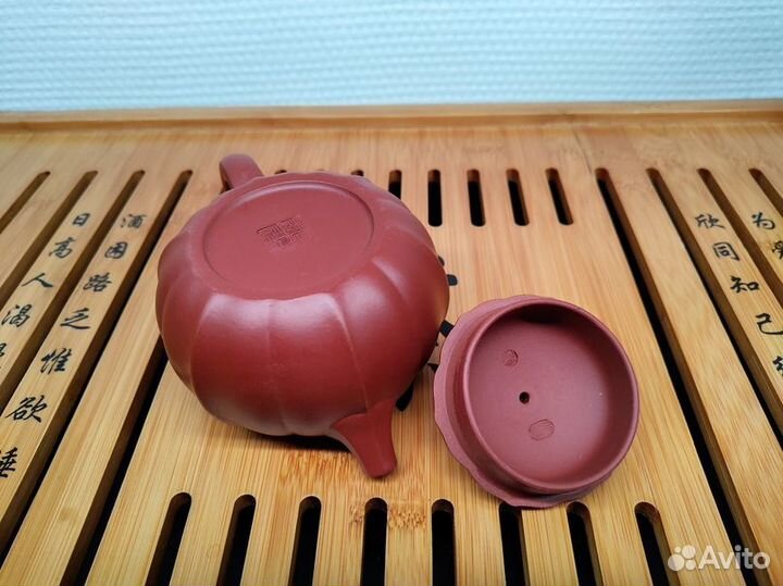 «Чайный меридиан». Чайник из Исин, Цзянсу