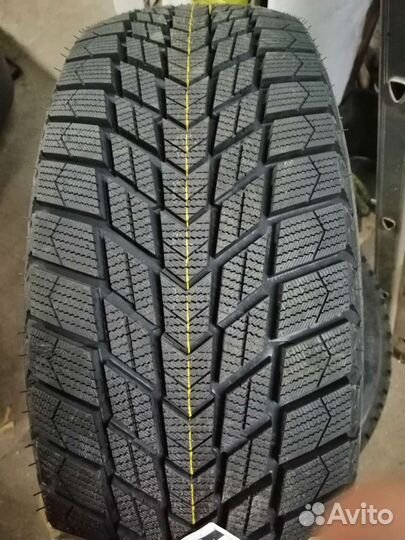 Nexen Winguard Ice Plus 205/55 R16