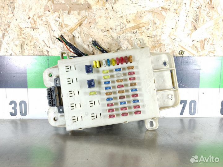 Блок предохранителей салонный Chery Tiggo 2005-201