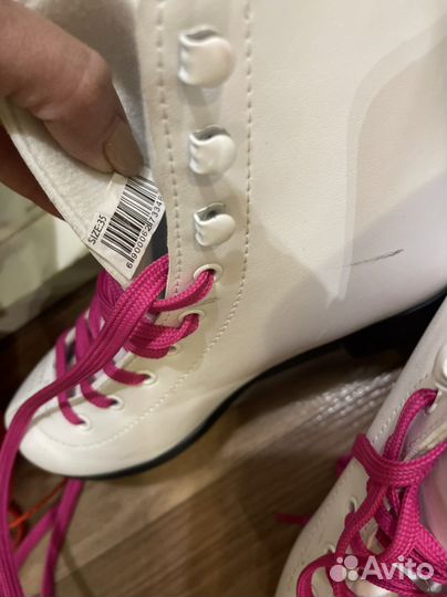 Коньки фигурные