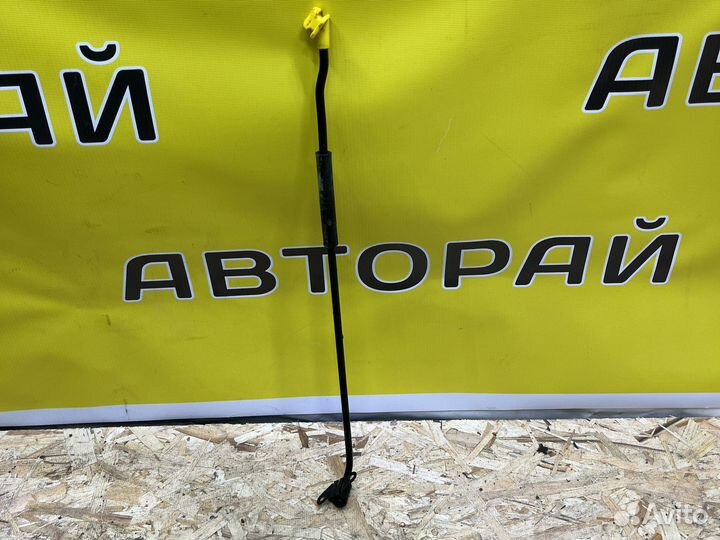 Туксон 4 палка капота