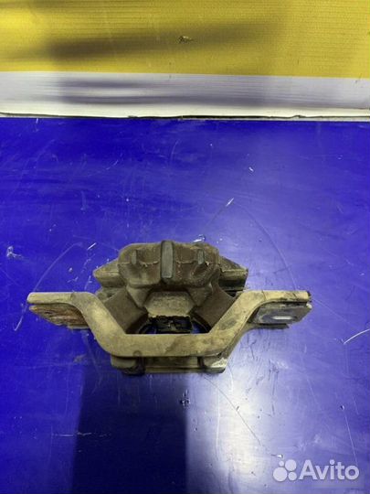 Подушка кпп Ford Fusion 2005-2012