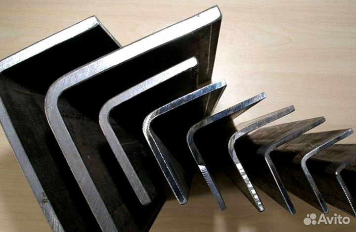 Уголок стальной