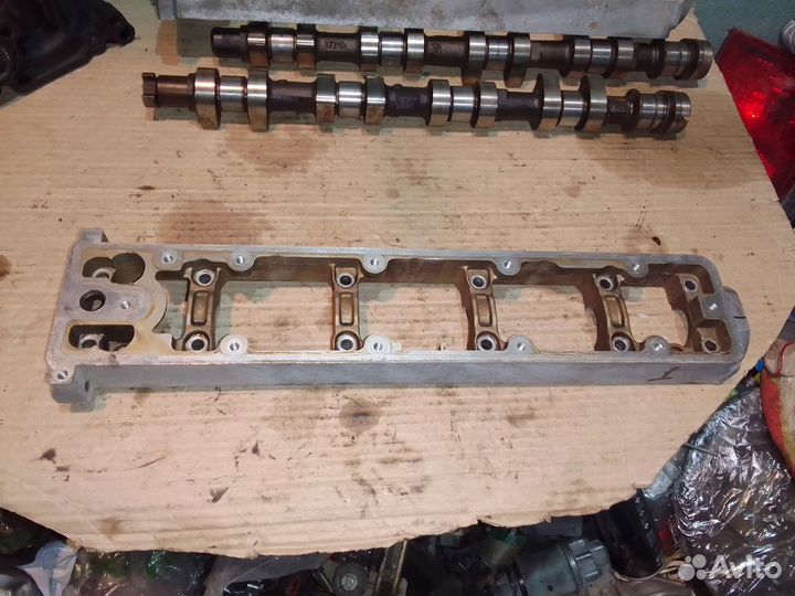 Постель выпускного распредвала Citroen C5 2.0